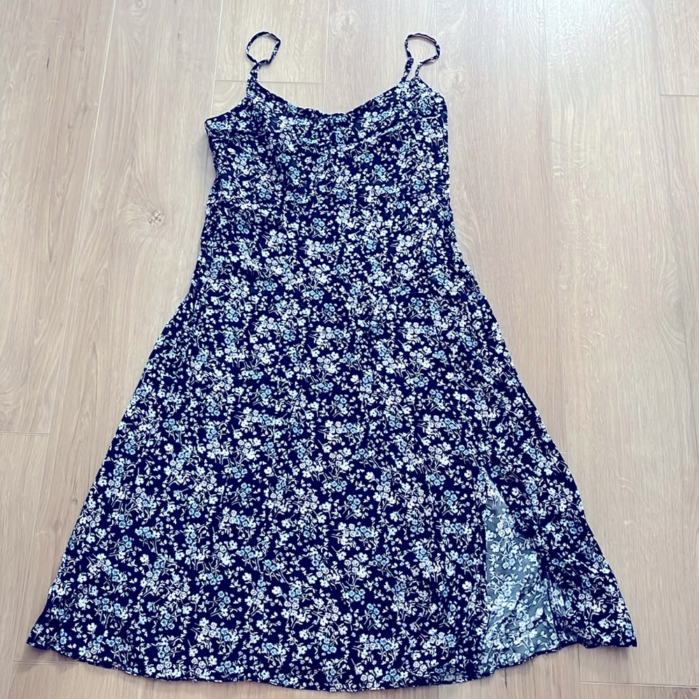 Uniqlo dress